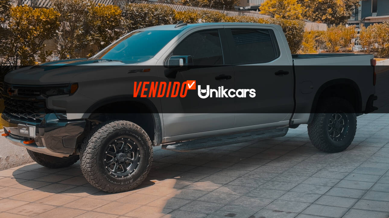CHEVROLET SILVERADO ZR2